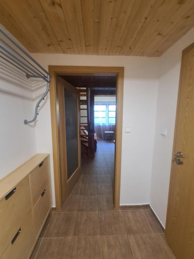 Апартаменты Cihlarka - Lisci Doupe 110 Пец-под-Снежкой Экстерьер фото