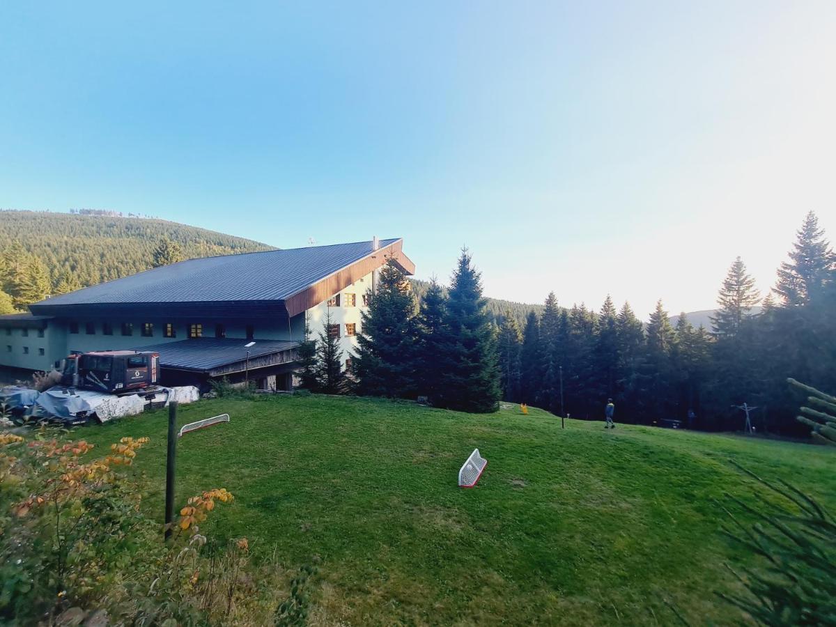 Апартаменты Cihlarka - Lisci Doupe 110 Пец-под-Снежкой Экстерьер фото